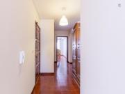 Well located 2 bedroom apartment near Faculdade de...