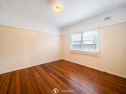 Well Located 2 Bedroom Home – Water Included