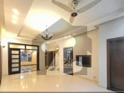 Well Maintained Owner Built 10 Marla Prime Location Few...