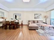 Well Maintained 2 bedroom in Shang Salcedo Place for Sale