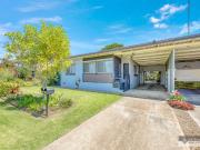 Well Maintained 2 Bedroom Unit with Office, Garden and...