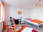 Well maintained apartment including underground parking...