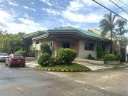 Well Maintained House & Lot for Sale in BF Homes...