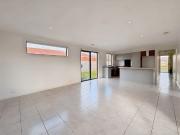 Well‑Presented 3 Bedroom House in Convenient Truganina...