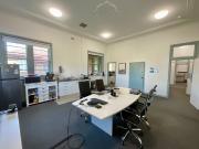 Well presented office space with parking