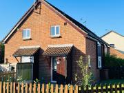 WELL PRESENTED ONE BEDROOM HOUSE WELL PRESENTED ONE BEDROOM HOUSE