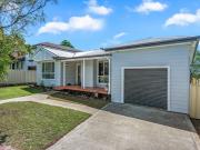 Well Rounded Home in Awesome Location!