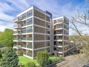 Wells Court, Wells Promenade, 2 Bedroom Apartment