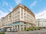 Werbeschaufenster im Herzen von Lausanne