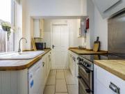 West End / Bed Terraced House / Aug, LN1
