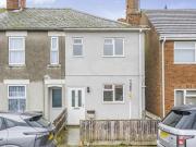 West End Road, Stratton, 2 Bedroom End