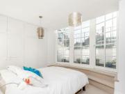 West Hill, 2 Bedroom Flat West Hill, 2 Bedroom Flat