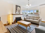 West Hobart, 1/274a Bathurst Street