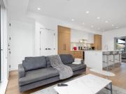 West King Edward Avenue