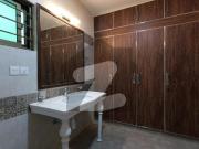 West open 375 sqy suh house available on prime location...
