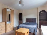 West Pilton Grove, Edinburgh EH4, 4 bed shared...