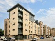 / West Tollcross, Edinburgh, 2 Bedroom Flat