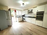 Westbury Road, Barking IG11, 4 bed town house to rent,...