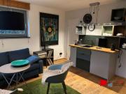 Westerberg, modernes Halbsouterrain Apartment in...