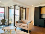 Western Gateway, London, 1 Bedroom Flat