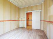 WESTSEITIGE LOGGIA Sanierungsbedürftiger Altbau im 3.Stock