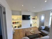 Westwood Court, London, 2 Bedroom Maisonette