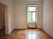 WG geeignet: Schöner 3,5 Zimmer Altbau mit hofseitigem...