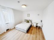 WG Neugründung Frisch sanierte WG mit Balkon