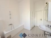 WG tauglich! Großzügige 5 Zimmer Altbauwohnung in...