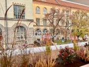 WG Traum: Balkon mit Blick auf LMU Hauptgebäude