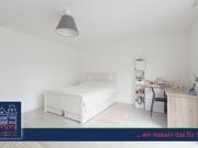 WG vermietete 4 Zimmer Wohnung mit Balkon und Stellplatz