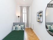 WG Zimmer in 6 Zimmer WG nahe Ku'damm zu vermieten