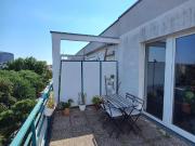 WG Zimmer mit Traumterrasse in 1200
