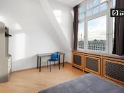 WG Zimmer zu vermieten in Berlin, 13 Zimmer Wohnung