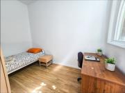 What a bargain! Cambridge Court Fully Furnished Two...