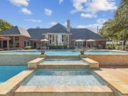 Whispering Creek Villas Apartment Homes 2 Bedroom...
