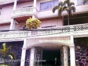 WHITE PLAINS SUBDIVISION 6 BEDROOM HOUSE AND LOT FOR SALE