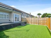Whitehall Road, Grays RM17, 5 bed end terrace house to...