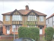 Whitehall Road, Uxbridge UB8, 3 bed semi detached house...