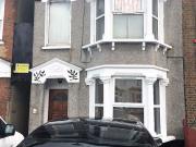 Whitehorse Lane, Croydon SE25, 1 bed flat to rent,...