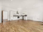 Whitehorse Lane, London SE25, 1 bed flat to rent, £1,525...