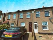 Whitehorse Road, Croydon, 2 Bedroom Terraced