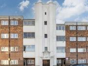 Whittington Court, Aylmer Road, 2 Bedroom Apartment
