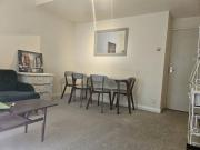 Whole Split level 2 Bedrooms, 2 Bathrooms flat SE1