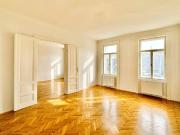 WIENER KLASSIK Altbau 3 Zimmer ca. 82m² WFL Einbauküche...