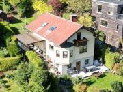 Wienerwald Südhang: Einfamilienhaus mit Potenzial in...