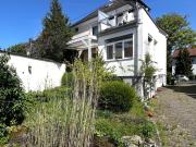 Wiesbaden Erbenheim: Gepflegte, solide 2 Familien Villa...