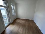 Wiesbaden Rheingauviertel l! Komplett sanierte 4 ZKB...