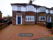 Wilbury Crescent, Hove BN3, 5 bed semi detached house to...