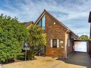 Wildown Gardens, Hengistbury Head, 2 Bedroom Detached